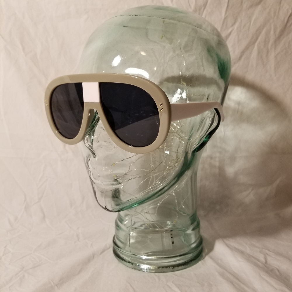 Unique Sunglasses - image 6